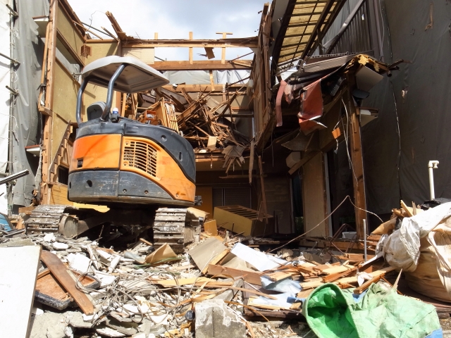 事故物件は解体したほうが売れやすい？メリットやデメリットをご紹介